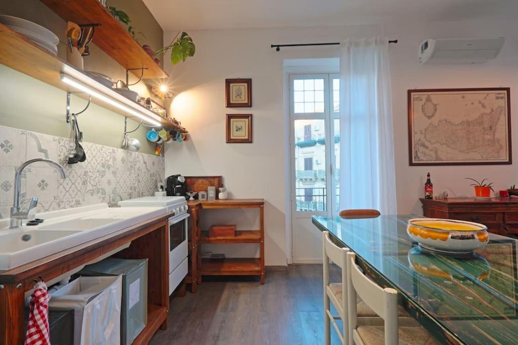 Apartamento La Casuzza Del Borgo - Porto - Politeama Palermo Exterior foto